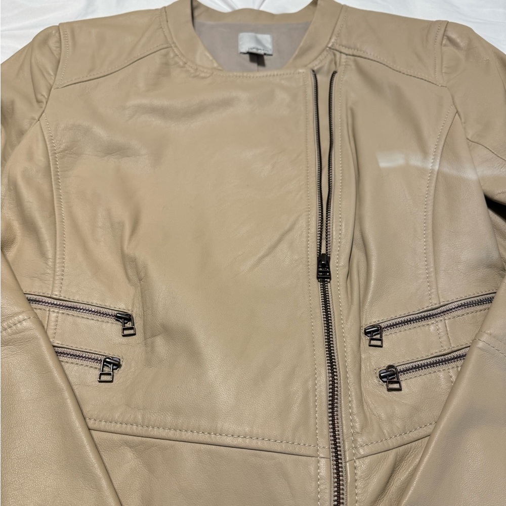 Halogen Women’s Medium Leather Jacket in Beige